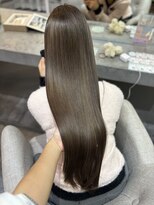 ラビス 浦和(Lovis)&nbsp;前髪／アンブレラカラー／ウェーブパーマ／韓国マッシュ