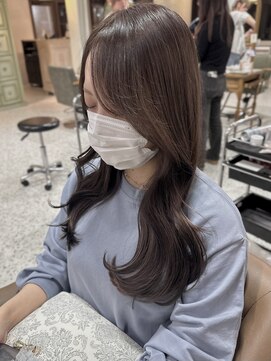 サンバイセライロ 千葉(SAN. by celilo) ロングレイヤー/くびれへあ/グレージュ