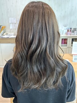 ラ レーヌ バイ ハセ(La reine by HASE) 【イルミナカラー】透け感たっぷりブラウンカラー