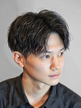 フレイム(FLAME)の写真/ショートヘアや固くなりすぎないスタイルでビジネスシーンでも好印象なスタイルに！