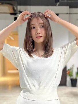 アリーズ シブヤ(ALLYS shibuya) 顔周りレイヤー/似合わせ/ハイトーンベージュ