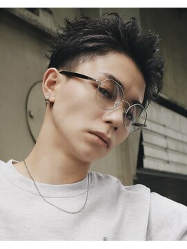 リップス 池袋(LIPPS) スパイキーリバースパーマ【ワイルドアップバング】