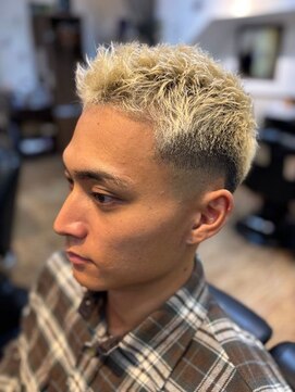 フィールドヘアー メンズショート×スキンフェード<理容室>＜八千代＞