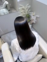 シア(Sia.)&nbsp;髪質改善/縮毛矯正/大人ガーリー/暗めカラー