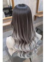 ミザリー(MISERY)&nbsp;巻き髪、外巻き