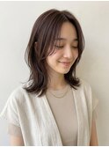 透け感ショコラブラウン×くびれミディで上品な大人ヘア