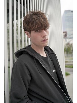 ギークス(GEEKS) 【GEEKS渋谷】無造作パーマ/マッシュウルフ/ナチュラルベージュ