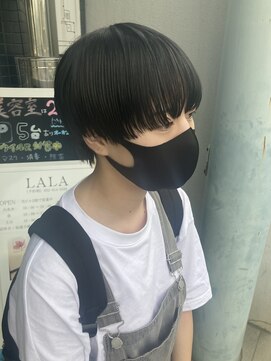 ララ(LALA) マッシュショート&シースルーバング&ブルーブラック