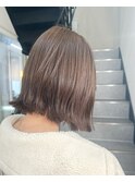 くびれヘア メルティーカラーボブ ミルクティーブラウン