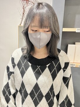 ラミエバイメルト 下北沢(lamie by melt) 村上/シルバーカラー顔周りレイヤー前髪カット韓国風ブリーチ