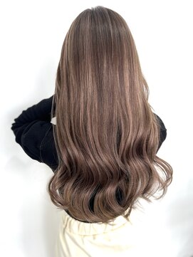 アルマバイロサ(ALMA by ROSA) ベージュカラー×シールエクステ 担当SE-YA