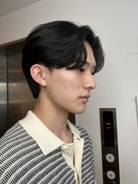 エクリ 麻布十番(equri) ニュアンスパーマセンターパート