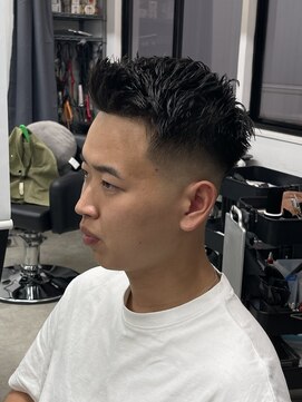 サン 大阪梅田(SUNC) スキンフェード