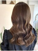 ミルクティーベージュ×切りっぱなしロングボブ
