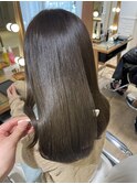 柔らかオリーブベージュ　艶髪