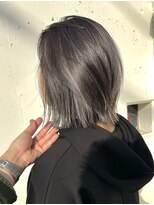 スカイ(SKY)&nbsp;大人ハイライト　スモーキーベージュ　かっこいい白髪ぼかし