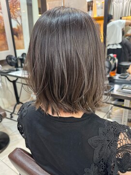 トルネード(TORNADO) 外国人風外ハネボブハイライトグレージュ　n7.8.7