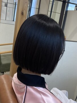 ニコ 四街道(nico) ぱつっとボブ