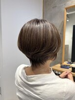 アルトル 池袋2nd(altru)&nbsp;◇大人40代50代60代ショートボブ丸みショート白髪ぼかし
