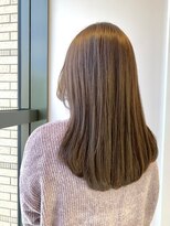 カミエ(kamie)&nbsp;グレージュロングで大人っぽく×透明感のある仕上がり