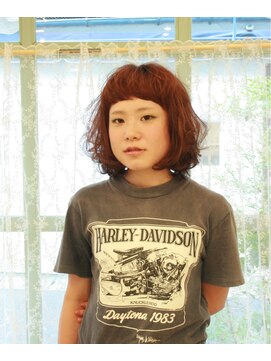 アンプレヴーアジュテ(Impre'vu ajoute) ミディアムのやわらかウェーブ