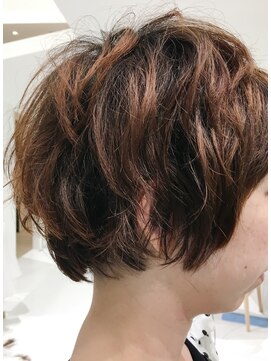 リラックスヘアーサロン ワッカ(Relax Hair Salon WAKKA) クセを活かしたショート