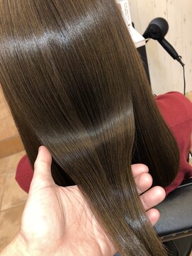 アコンプリッシュ 代官山 恵比寿(accomplish) プラチナミネコラ