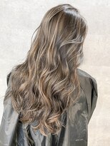 オリ(‘Oli)&nbsp;ハイライト＿パールベージュ