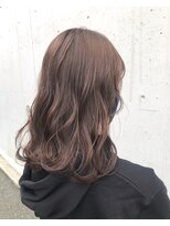 ヘアデザイン ソラ(Sola)&nbsp;秋スタイル：ほんのりくすみマロンベージュ×ウェーブミディ