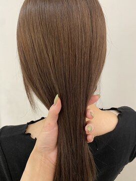 マカロンコワフュールドウシワカマル(macaron coiffure de ushiwakamaru) くすみまろやかベージュ♪【沼津・沼津駅】