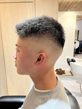 スカイ セカンド(SKY second) スキンフェードしませんか？【理容室　橋本　相模原】