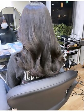 リコバイアフロート(riko by afloat) 韓国ヘア/ラベンダーアッシュ/韓国レイヤーカット/韓国ヘア