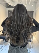 ヨロ 小岩(YOLO) ハイライトショートヘアダブルカラーイルミナカラーオージュア