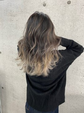 イキ 表参道(iki omotesando) 大人ガーリー/モード/チョコレート[表参道駅]