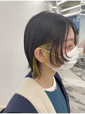 ライムグリーンイヤリングカラー×レイヤーカット