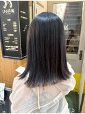 アッシュブラック×切りっぱなしミディアム