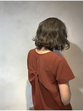 メルシー(merci.) 柔らかベージュカラー