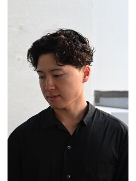 スレイ 西宮(SLAY) 波巻きハイライトアップバングツーブロックマッシュ