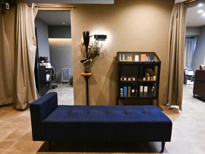 ｓｋａｌｐｔ　ｆｏｒ　ｍｅｎ　横浜店の写真