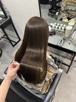 トイロ(toiro.)&nbsp;赤みが気になる人に！オリーブカラー！