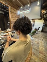 テントヘアー(tent hair)&nbsp;無造作パーマくびれシルエット
