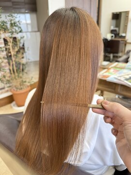トップスタイル リッチ 梅雨前にもおすすめ自然なツヤとまとまりを叶える縮毛矯正