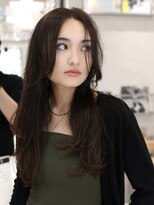 ピークアブー 原宿ハラカド(PEEK-A-BOO) バタフライレイヤー、ハッシュカット毛流れフェイスフレーミング
