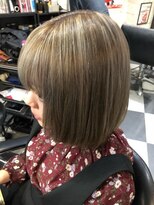 トリックストア(TRICK STORE)&nbsp;グレージュ　ハイライトローライト３Dカラー