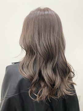 チョコンテ(choconte.) ブリーチカラー×グレージュ〔内形歩美〕