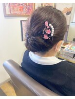 ヒマワリ(HIMAWARI)&nbsp;ヘアセット　ヘアアレンジ　和装ヘア　着物ヘア　シニヨン
