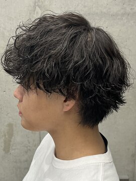 フイ 代々木(Hui) メンズ/アップバング/ツーブロックマッシュ/束感ショート波巻き