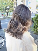 トト 船橋店(toto.)&nbsp;黒髪/グレーベージュ/レイヤーロング/前髪パーマ[西船橋/津田沼]