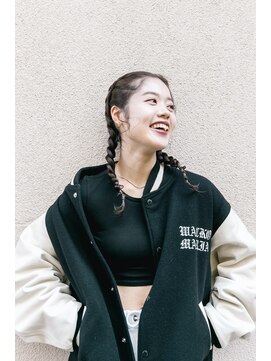 ネイバー(Neighbor) 編み込みスタイル