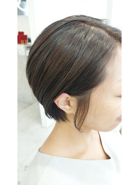 アース 菊名店(HAIR&MAKE EARTH) 耳かけショート